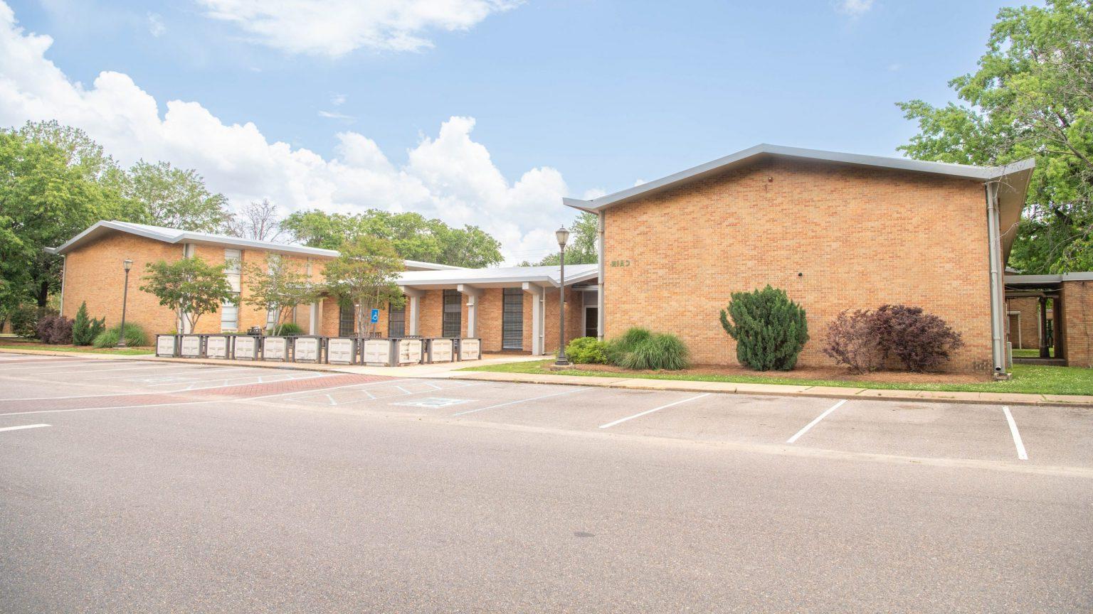 Exterior view of Cain-Tatum / Fugler-Hammett residence hall.